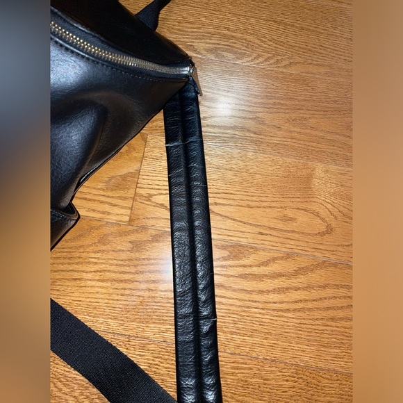 Matt & Nat Backpack - Picture 5 of 6